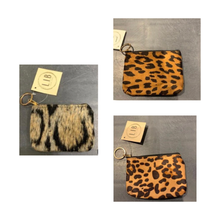 Load image into Gallery viewer, Animal Print Change Purses
