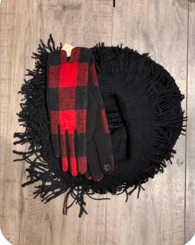 Red & Black Buffalo Plaid Gloves with Black Scarf