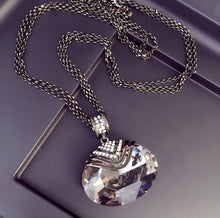 Load image into Gallery viewer, Ariana Long Gray Crystal Necklace