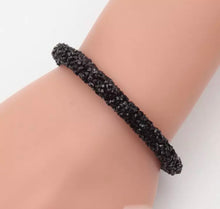 Load image into Gallery viewer, Riley Glitter Magnetic Bracelet