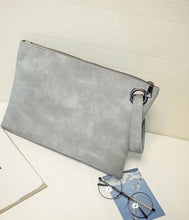 Load image into Gallery viewer, Layla Clutch Bag