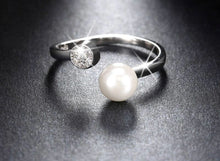 Load image into Gallery viewer, Pearl and Crystal Silver Adjustable Ring