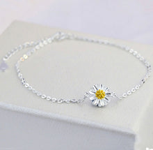 Load image into Gallery viewer, Daisy Silver Ankle Bracelet