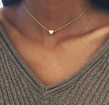 Load image into Gallery viewer, Mila Tiny Heart Choker